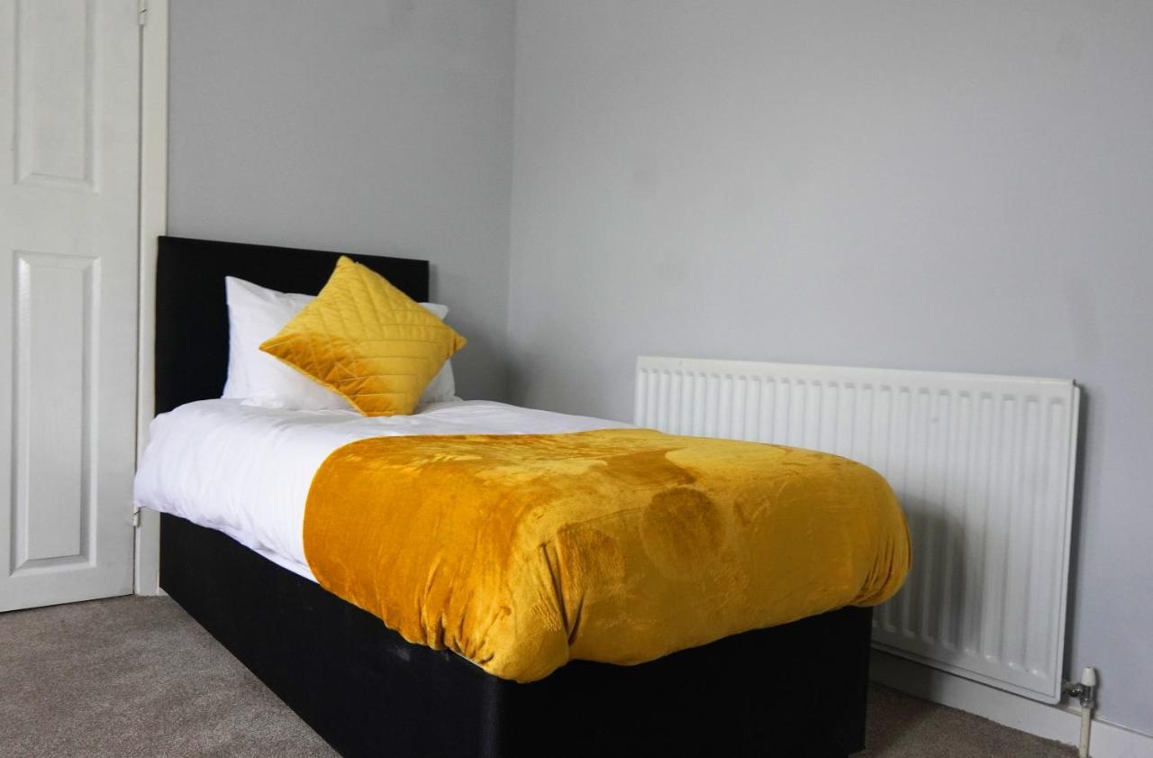 Portobello House - Four Bedroom House Perfect For Contractors - Sleeps 6 - Free Parking Wolverhampton Luaran gambar