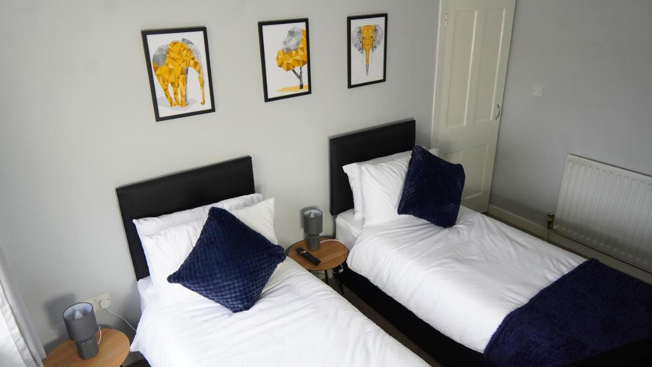 Portobello House - Four Bedroom House Perfect For Contractors - Sleeps 6 - Free Parking Wolverhampton Luaran gambar