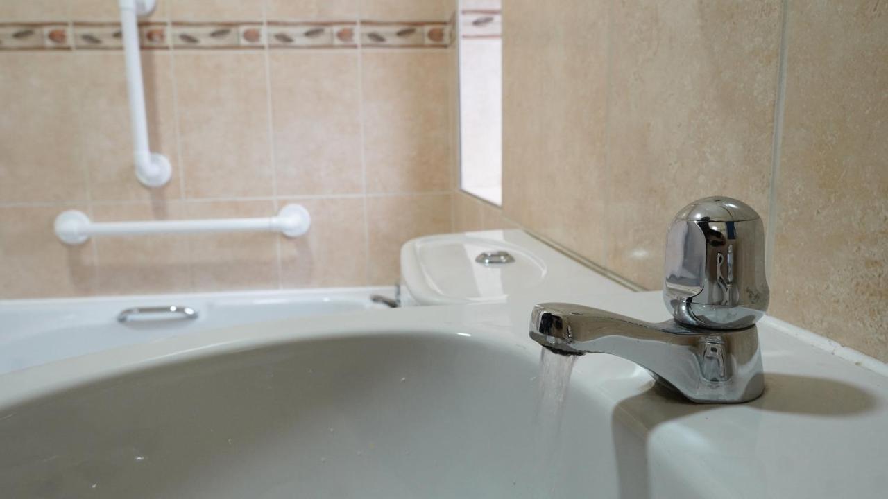 Portobello House - Four Bedroom House Perfect For Contractors - Sleeps 6 - Free Parking Wolverhampton Luaran gambar