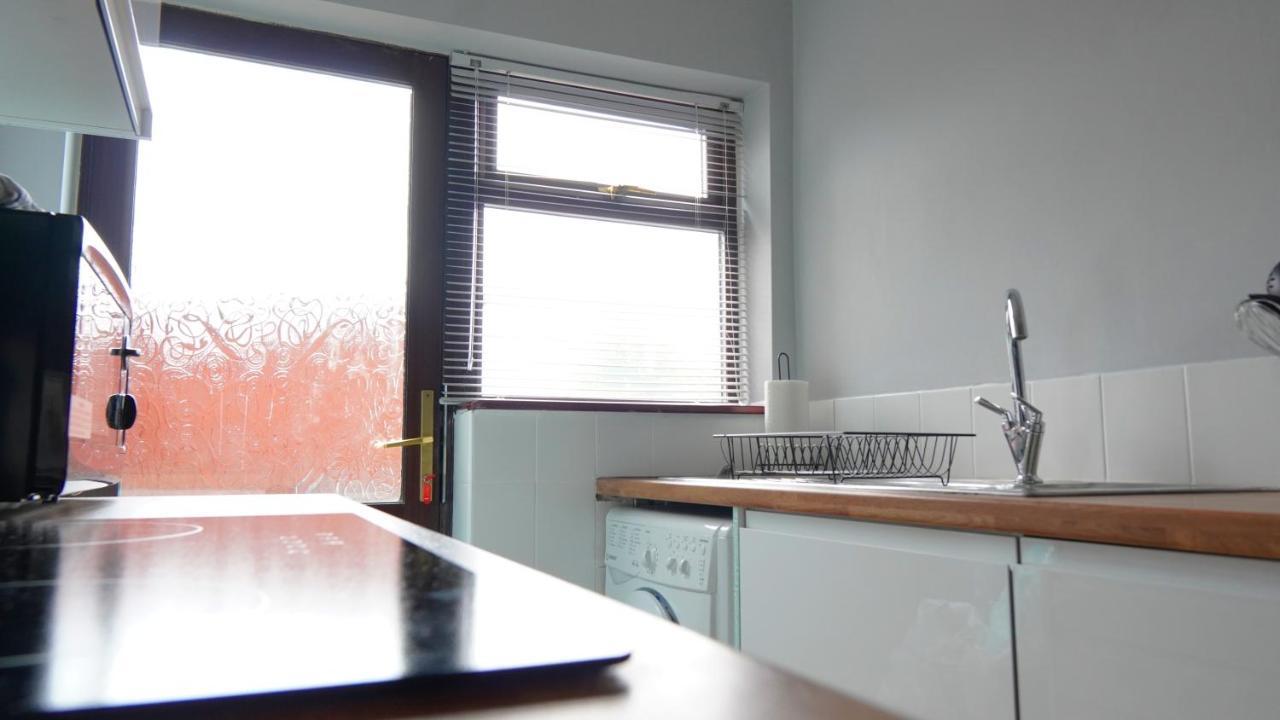 Portobello House - Four Bedroom House Perfect For Contractors - Sleeps 6 - Free Parking Wolverhampton Luaran gambar