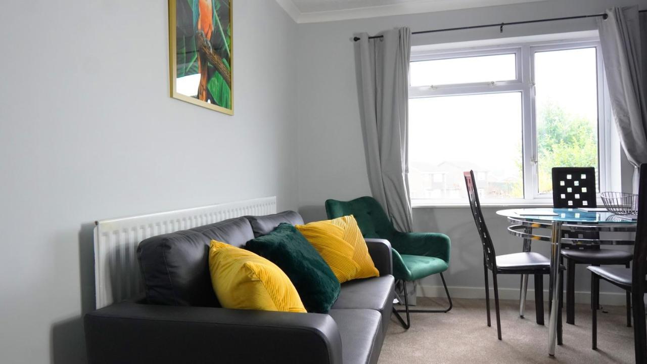 Portobello House - Four Bedroom House Perfect For Contractors - Sleeps 6 - Free Parking Wolverhampton Luaran gambar